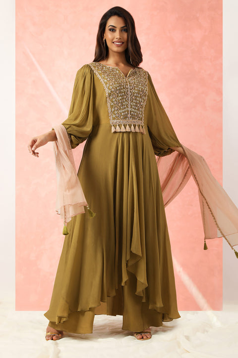 Olive green crepe tunic with pallazo and contrast dupatta.
